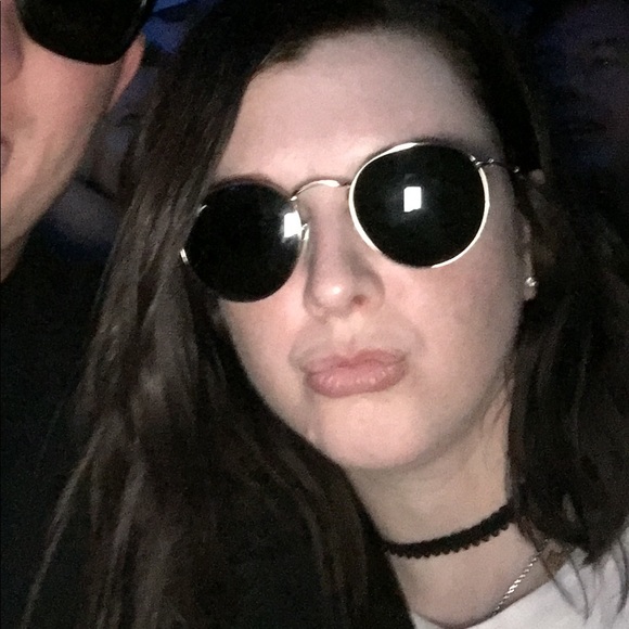 Meet your Posher, Chad - Picture 1 of 1